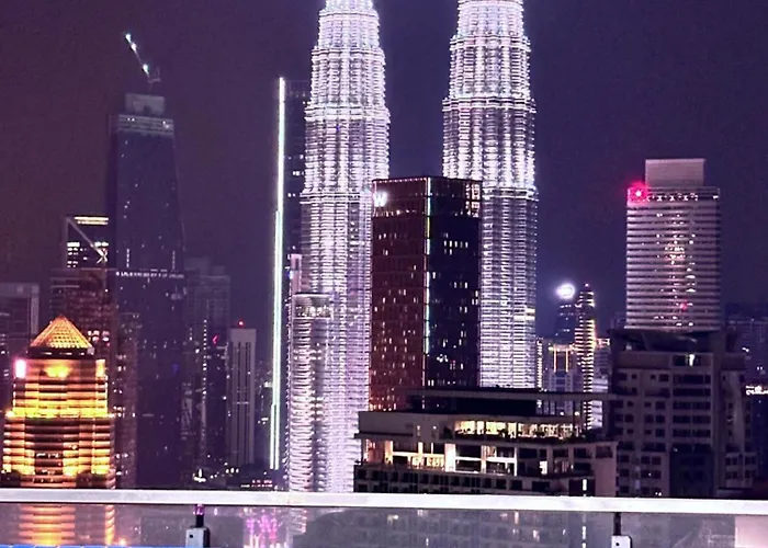 The Luxe Infinitum Klcc By Sahara