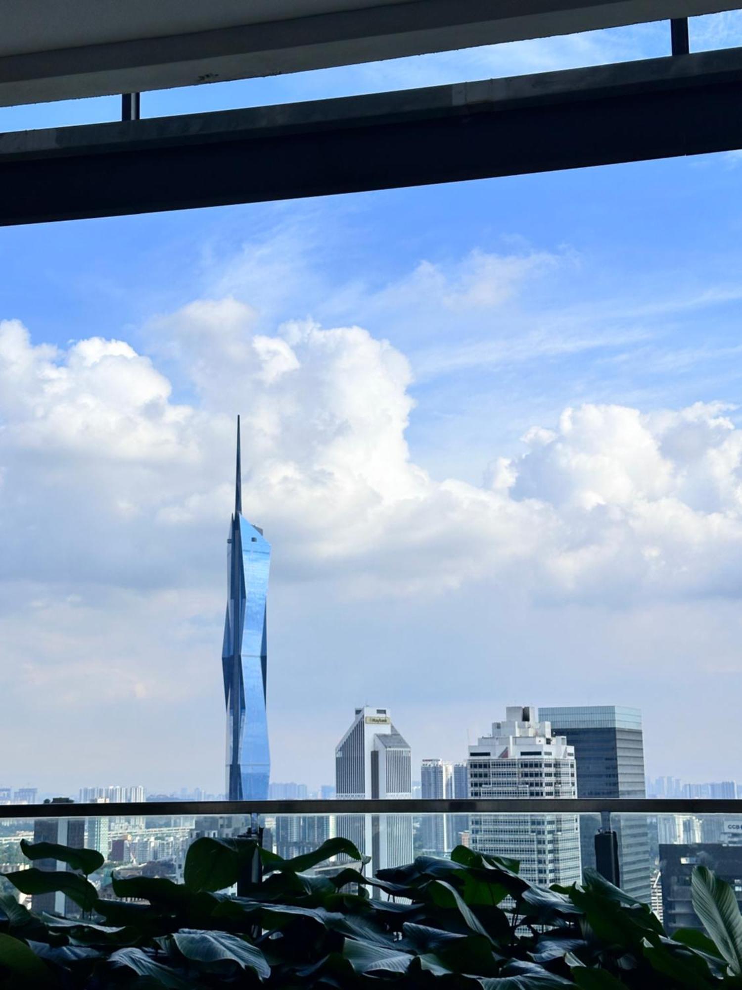 The Luxe Infinitum Klcc By Sahara *