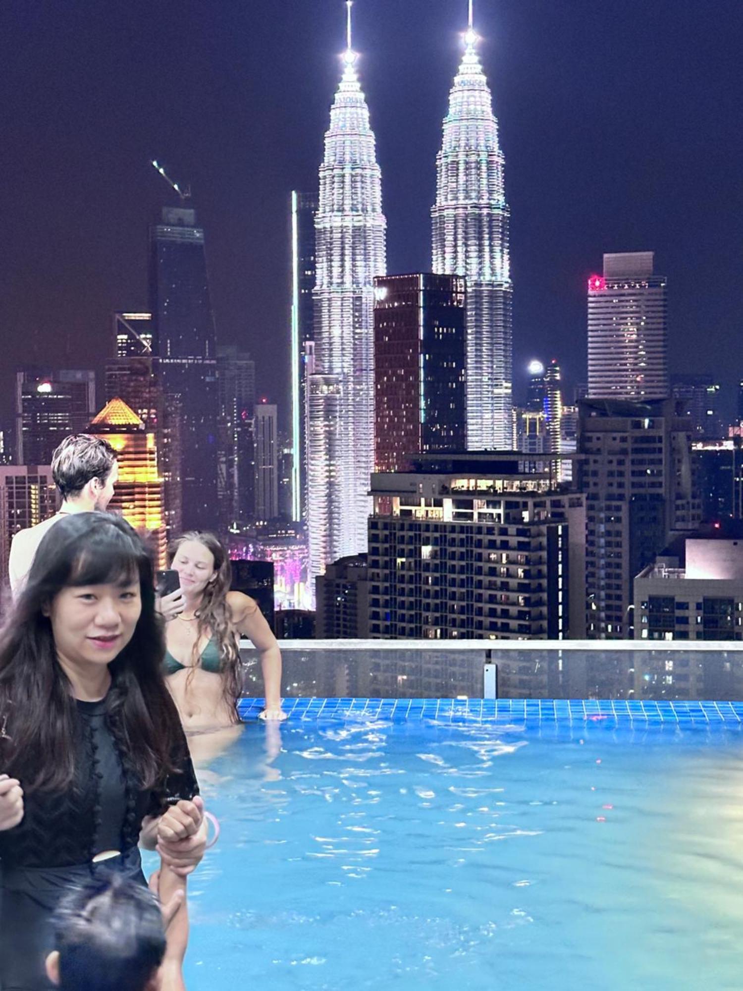 The Luxe Infinitum Klcc By Sahara Pangsapuri Kuala Lumpur